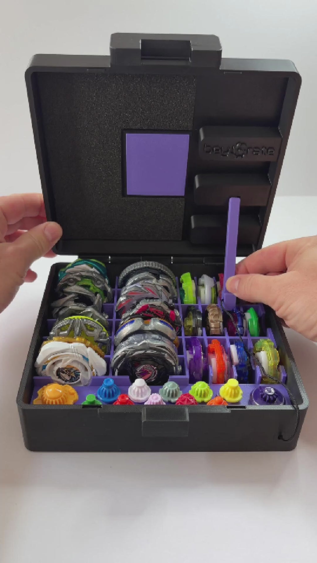 Video: opening and loading a Beycrate 1 with Beyblade X parts